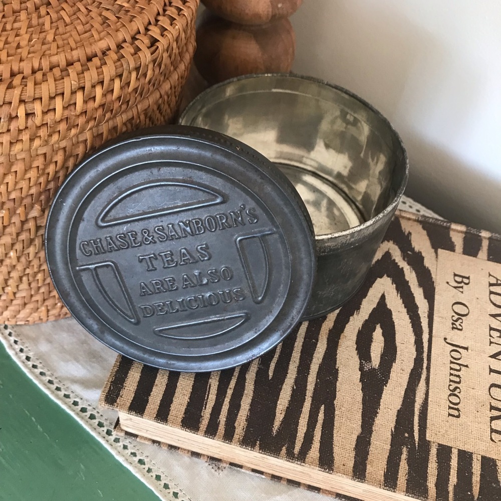 Vintage Chase & Sandborn’s Storage Tea Tin